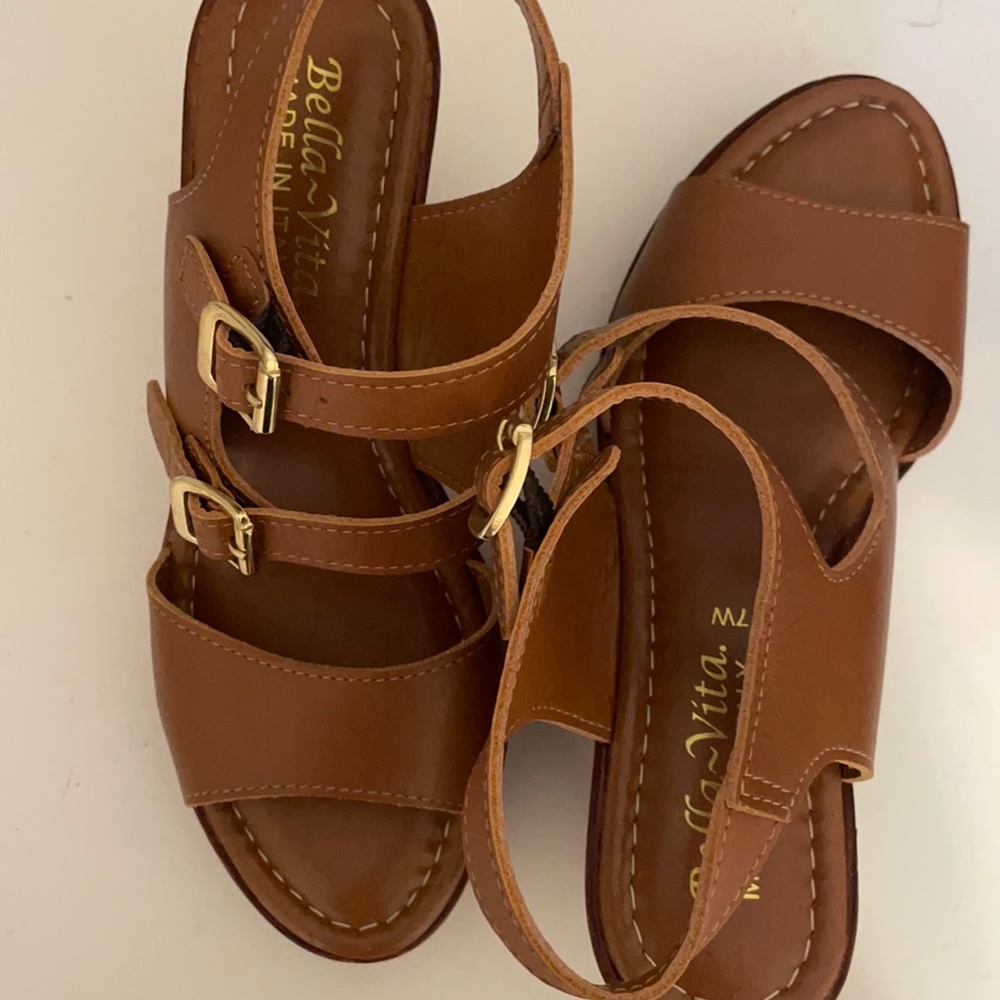 Tan Wedges